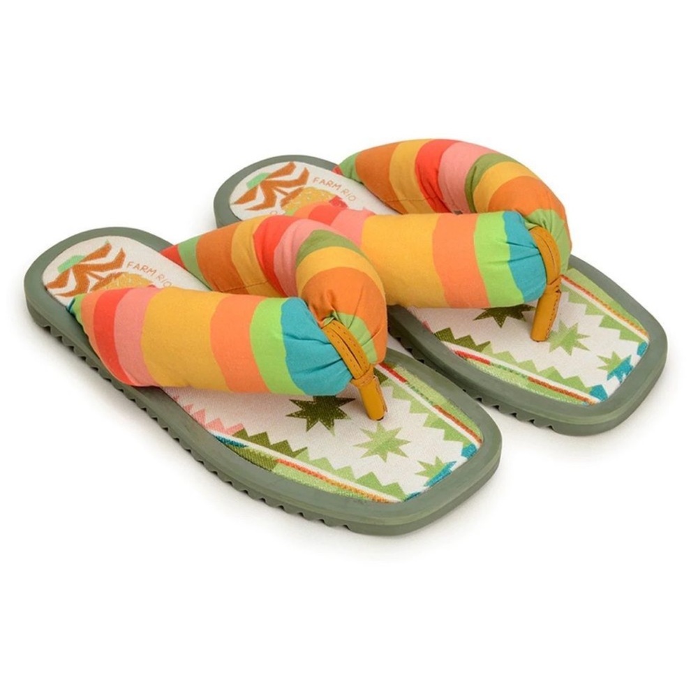 FARM RIO Pineapple Puffy Flip Flop Sandals